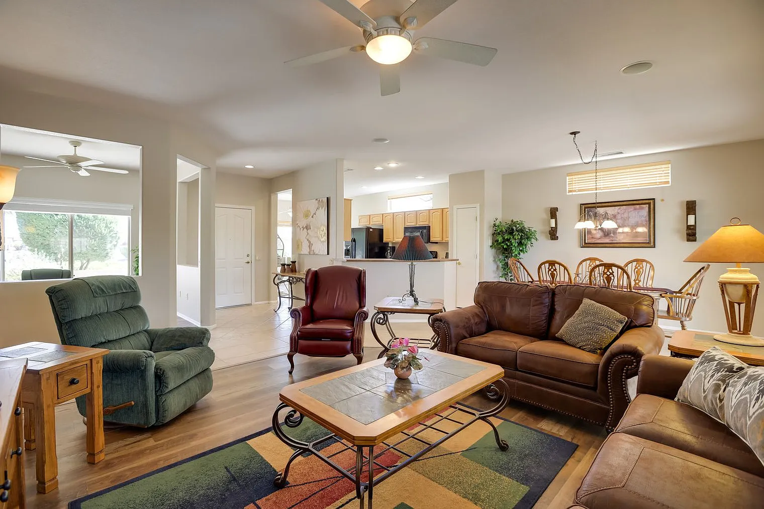 2 bed, 2.0 bath, 1646 sqft, $2,580 — Photo 3