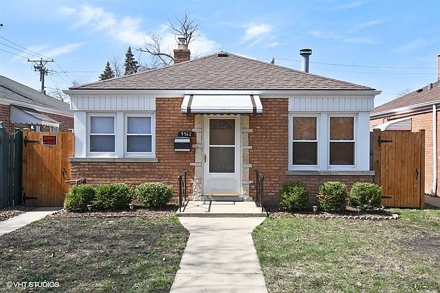 1st image of 5562 N Leonard Ave