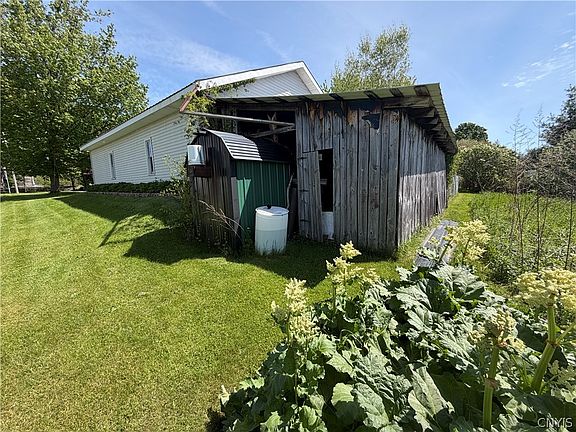 4th image of 6906 Shady Ave
