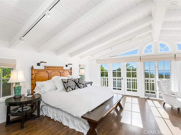 806 Emerald Bay — Photo 17