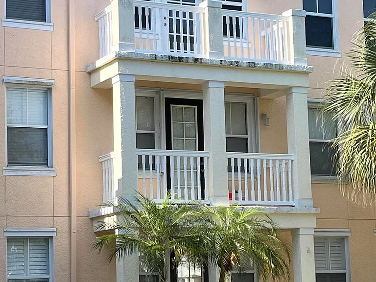276 Murcia Dr #310 — Photo 2