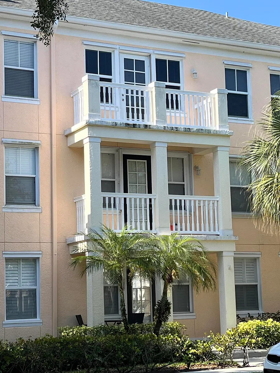 Building Photo - 276 Murcia Dr #310