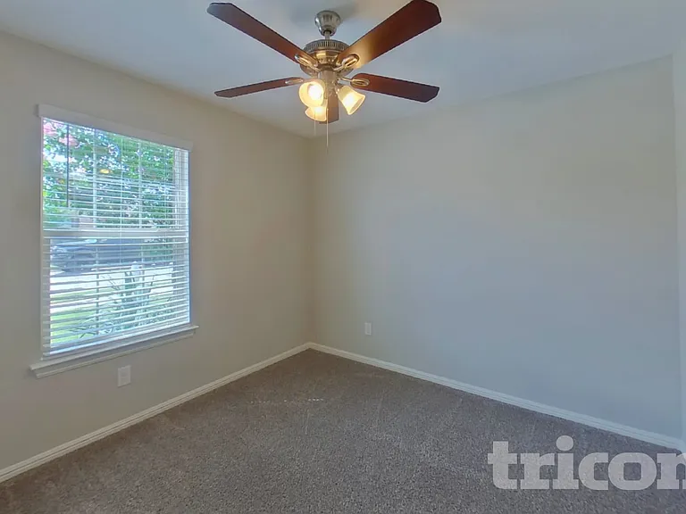 10502 Fort Cibolo Trl — Photo 9