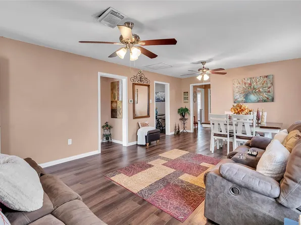 1307 11th St, Galena Park, TX 77547