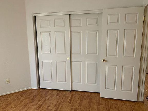 5th image of 931 S Balboa Dr