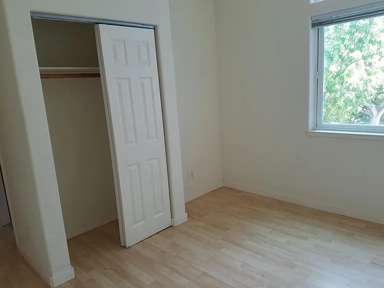 2460 High St — Photo 13