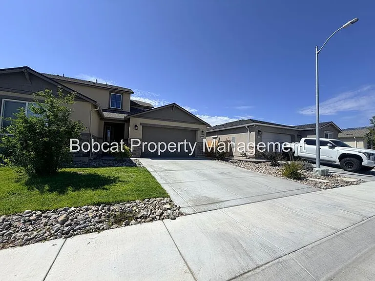 1751 Boundary Peak St — Photo 3