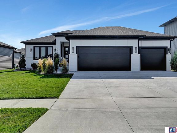 3rd image of 9631 Toma Rd