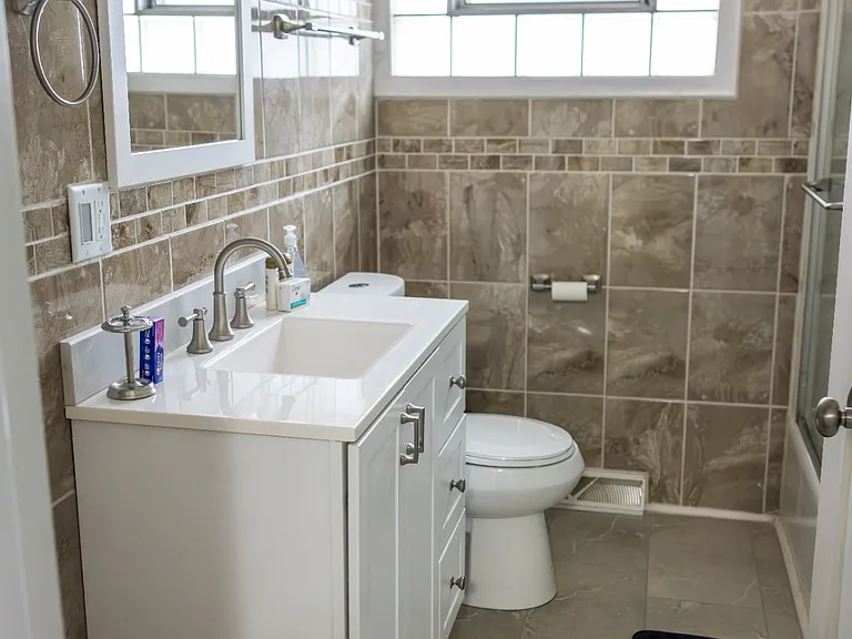 10934 Oxford Ave — Photo 4