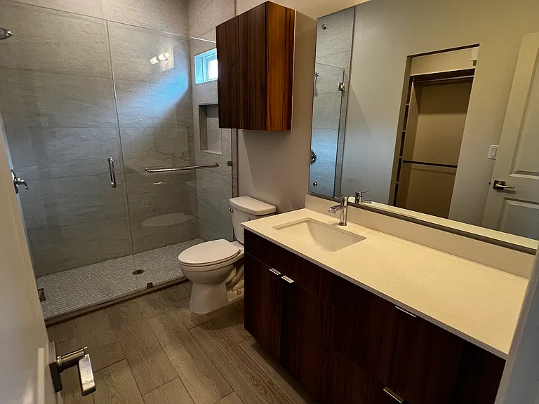 3316 Duke Ave #4 — Photo 17