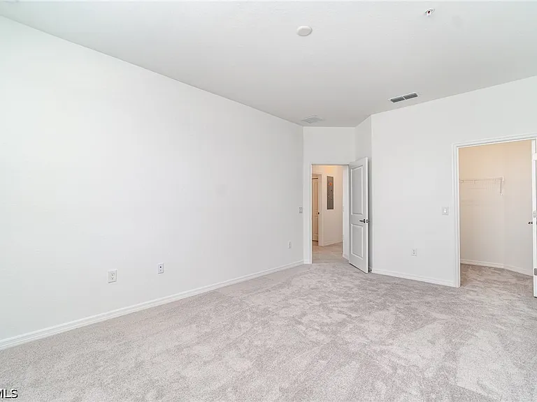 15194 Bluffton Ln #1421 — Photo 12