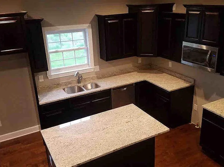 9 Blackstone Ct — Photo 2