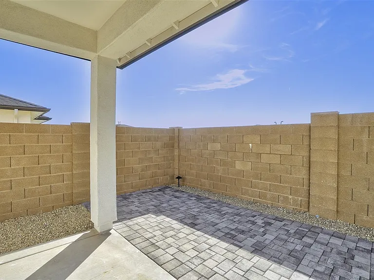 1275 Leo Ln — Photo 24