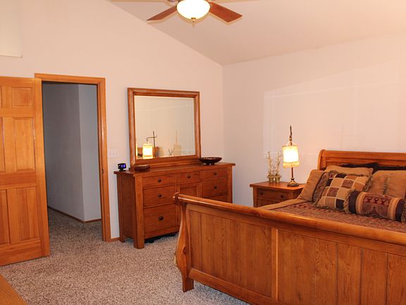 Master Bedroom Current Photo