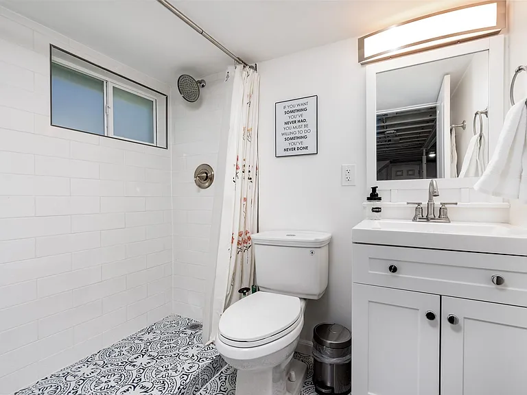 6026 Scanlan Ave — Photo 25