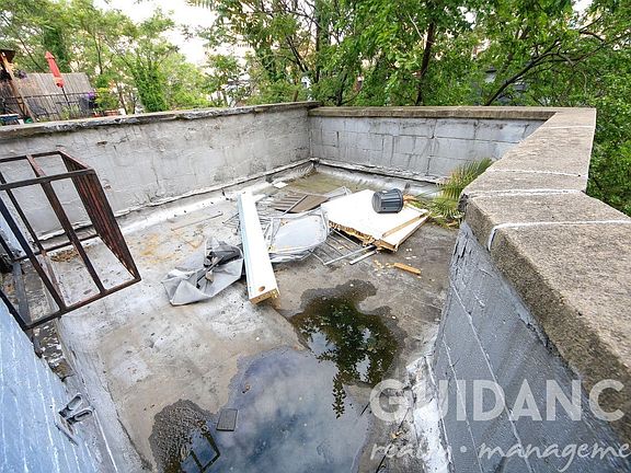 5th image of 160 W 76th St APT 4B