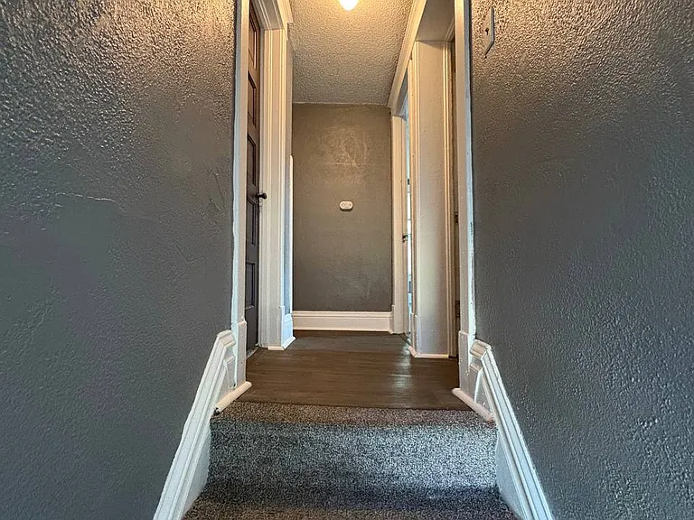 225 Sumner St — Photo 14