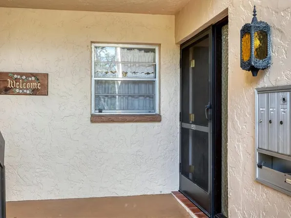 2724 Clubhouse Dr Unit 104, Sarasota, FL 34232