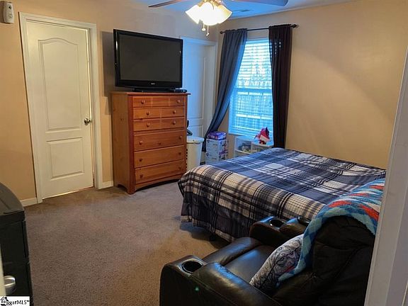 5th image of 823 Ethan Bishop Ct