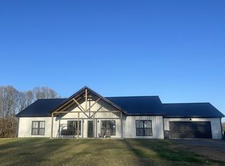 5300 Shiloh Ln, Lafayette, TN 37083