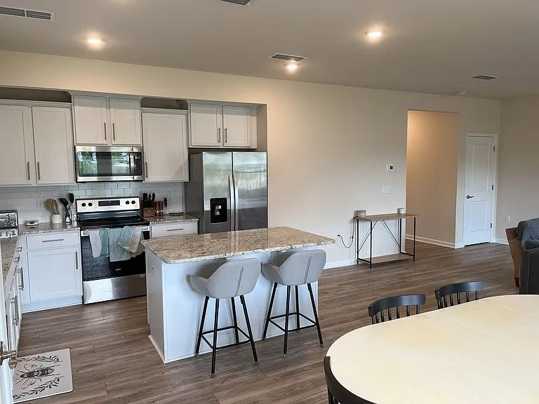 1501 Rhodes Pond St — Photo 11