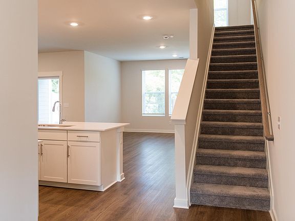 3rd image of 2056 Township Dr