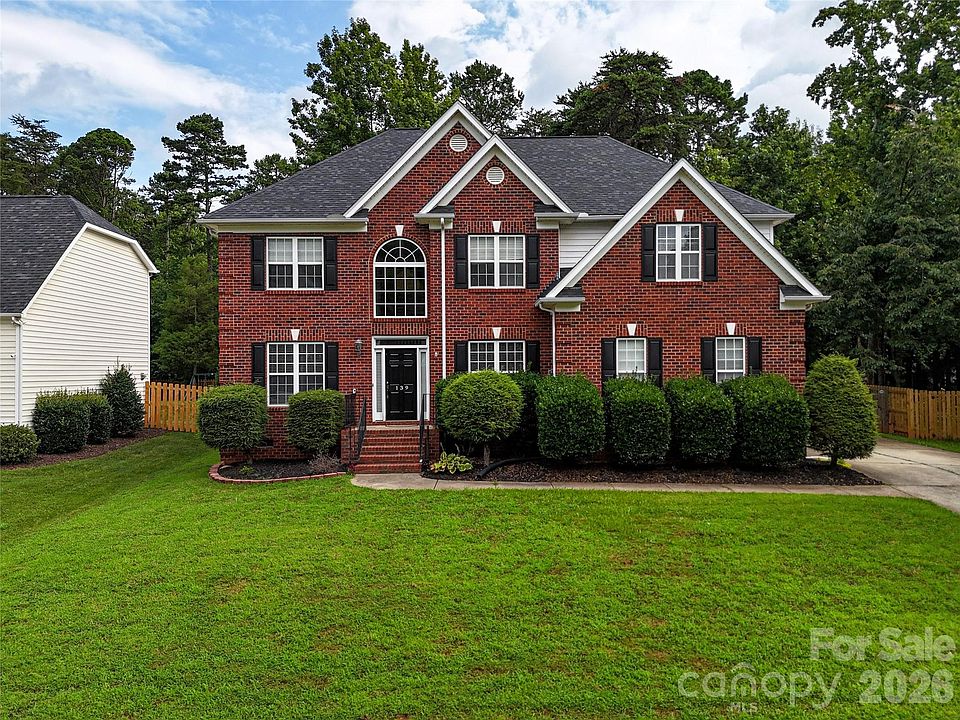 1st image of 139 Forest Walk Way