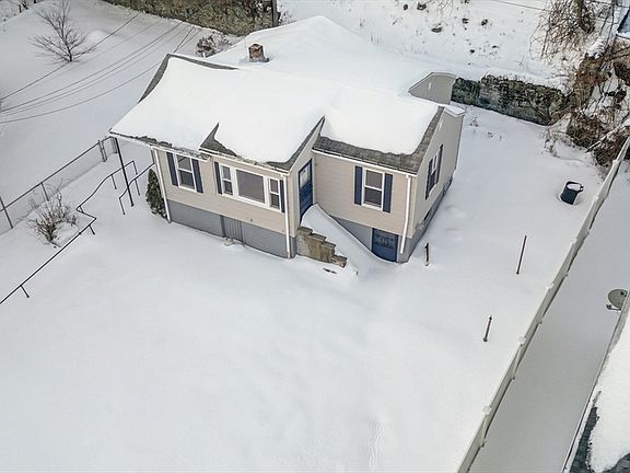 2nd image of 25 Johnson St