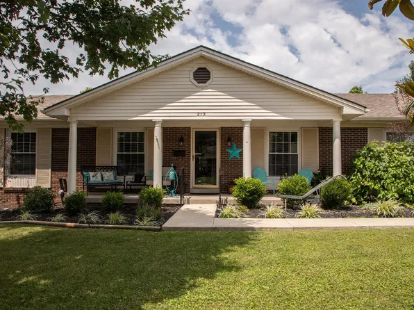 213 Maplewood Dr, Lancaster, KY 40444