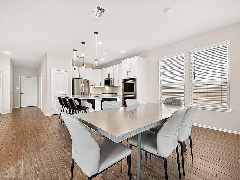 5134 Aedan Oak St — Photo 14
