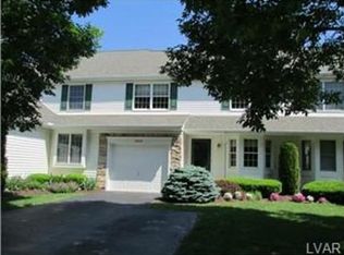 2824 Hope Ridge Dr, Easton, PA 18045