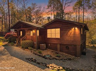 130 Branam Hollow Rd, Gatlinburg, TN 37738