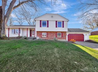 2400 Fox Run Rd, Dayton, OH 45459