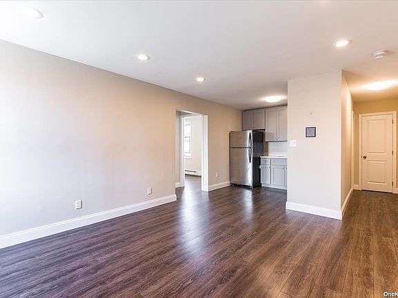 5th image of 1219 Millers Ln #202