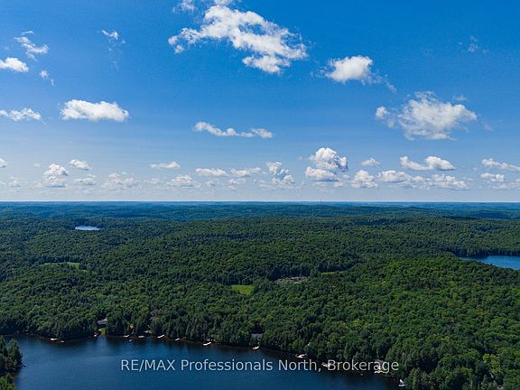 5th image of 3 W Oxbow Lake Rd #1484