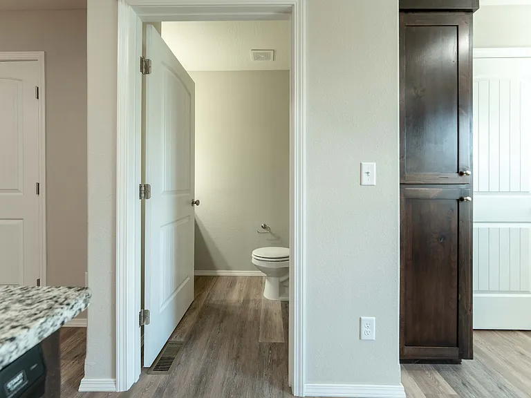 Oakwood Heights Townhomes — Photo 52