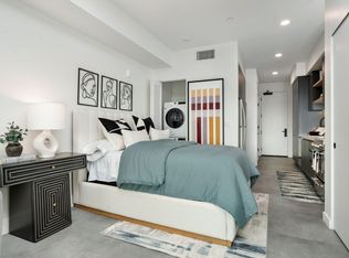 Bradley 43, Los Angeles, CA 90008