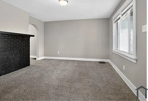 511 Wyncotte St — Photo 5
