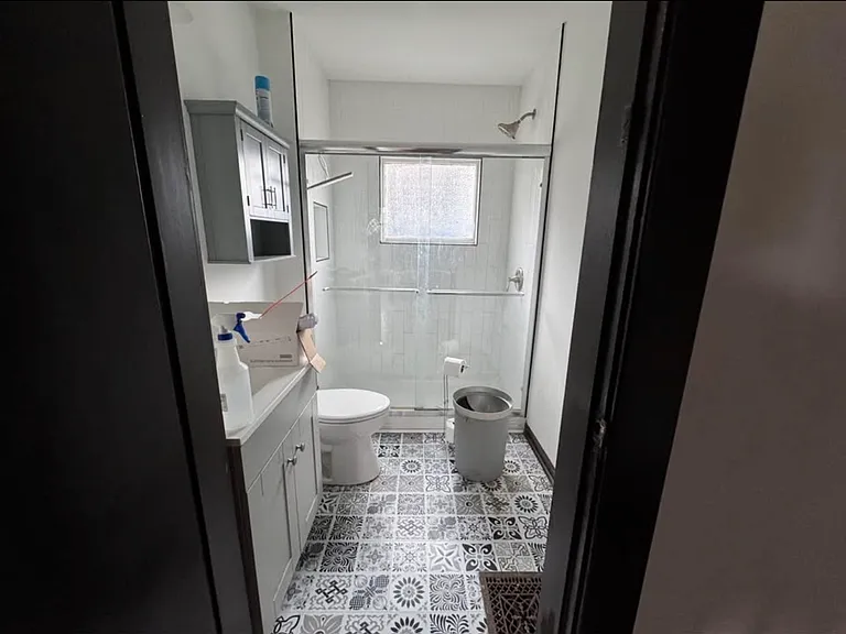100 W King St #A — Photo 5