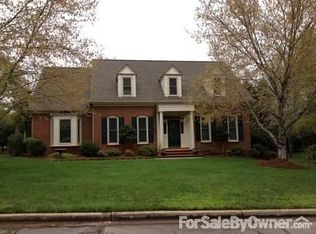 9 Hidden Oak Ter, Simpsonville, SC 29681