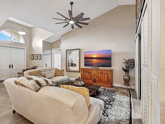 5th image of 7816 Bridlington Drive