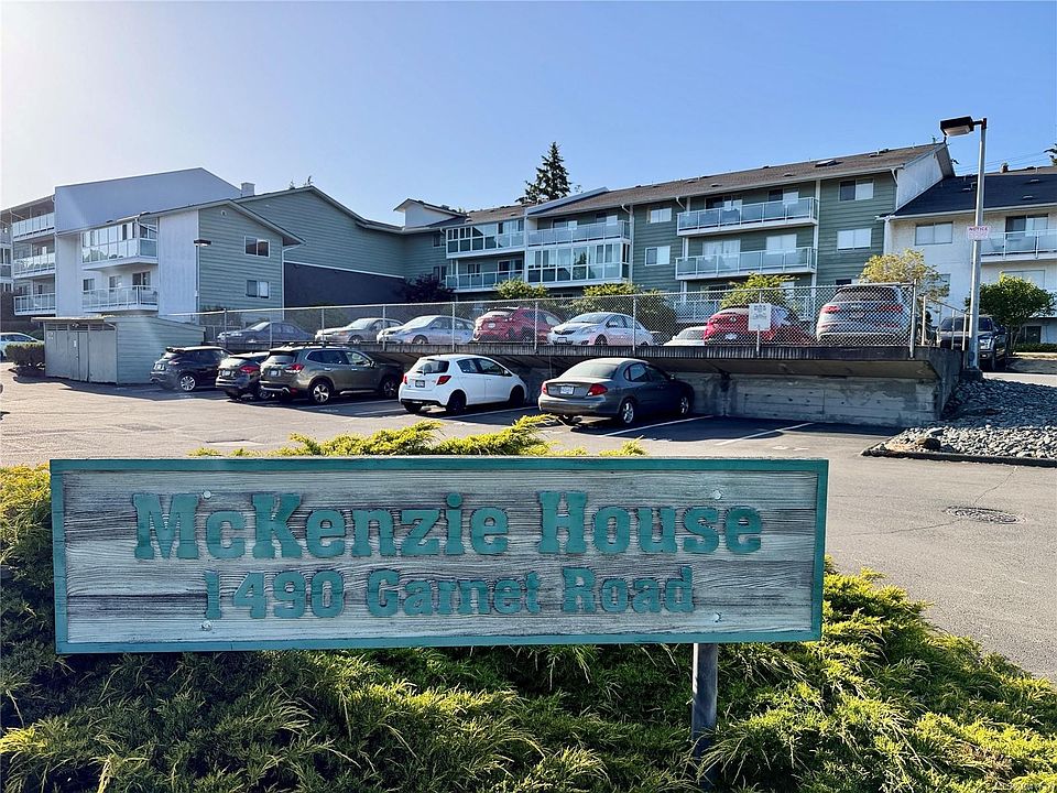1st image of 1490 Garnet Rd #312