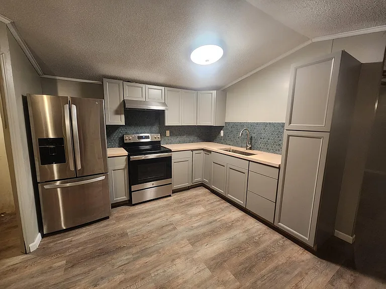 134 Village Dr — Photo 12