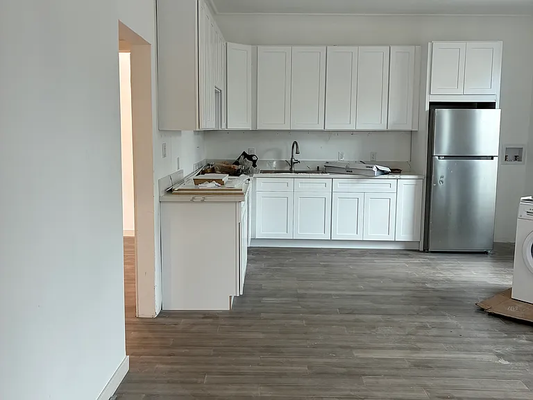 3223A E Colorado Blvd — Photo 6