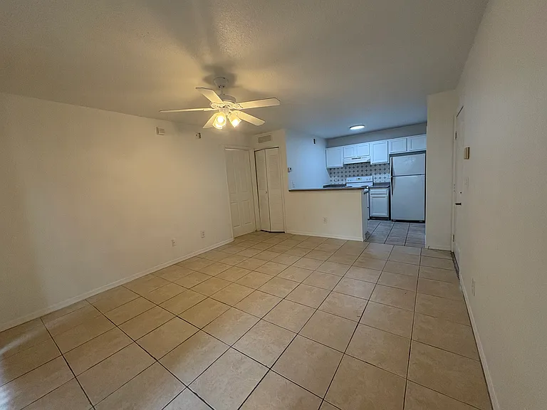 8939 Latrec Ave #1105 — Photo 5