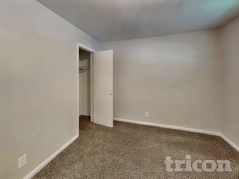 1120 Beldon Way — Photo 10