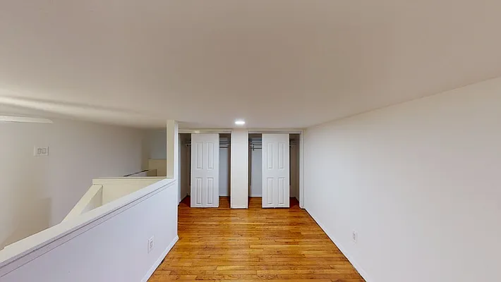 Rented by AZ REALTY NYC LLC | media 19