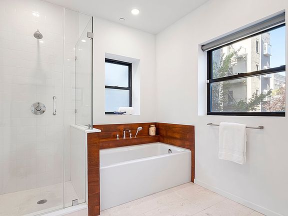 5th image of 151 Lenox Ave APT 2