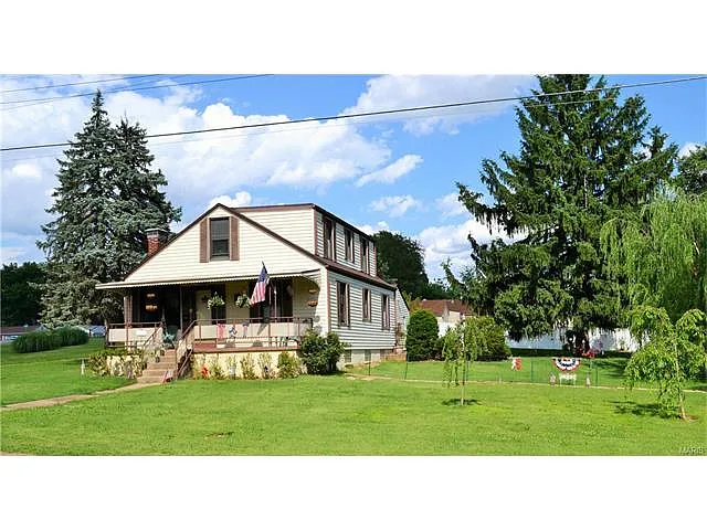 7900 La Belle St photo 1