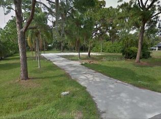 119 Lakeview Dr, Nokomis, FL 34275